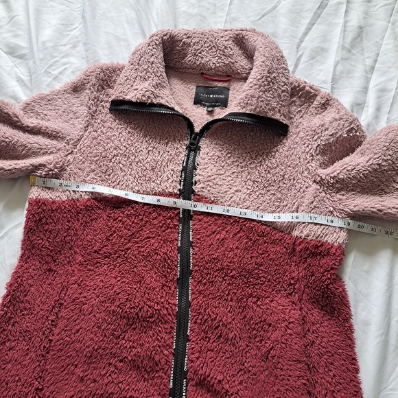Lucky brand | Pink blocked color sherpa zip up turtleneck womens sweater - Picture 8 of 11